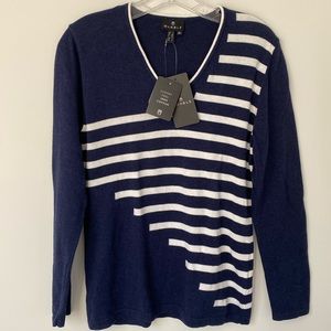 Marble Scotland Navy White Sweater Size Small